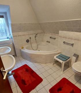 Marli/Brandenbaum Apartment | Doppelzimmer im Einfamilienhaus, mit eigenem Bad und Küchenmitbenutzung
