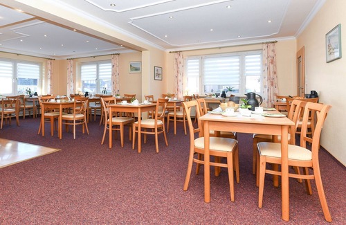 Esens Cottage | Doppelzimmer Lütje Hörn - Pension Nordkap in Bensersiel