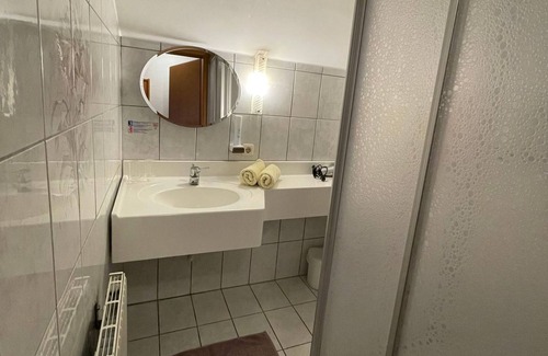 Attersee Apartment | Doppelzimmer Mansarde - Hotel Hemetsberger