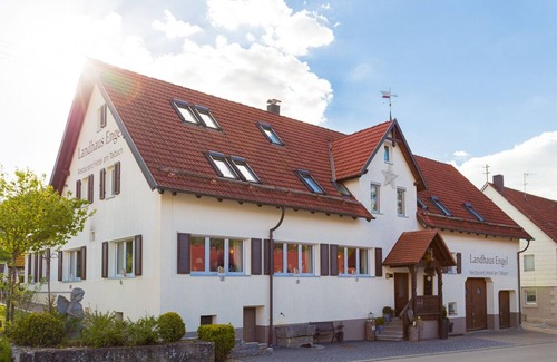 Erlaheim Apartment | Doppelzimmer mit WC und Dusche