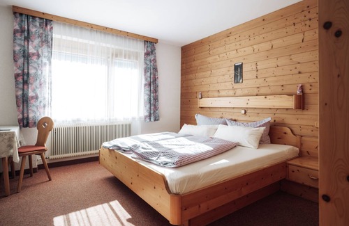 Mellau Bed & Breakfast | Doppelzimmer Nr. 1 - Gästehaus Puchmayr Manuela