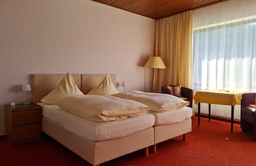 Waischenfeld Bed & Breakfast | Doppelzimmer Nr. 24 - Waldpension Rabeneck