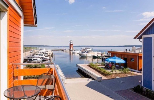 Plau am See Apartment | Doppelzimmer Werder - Ferienwohnung mit Seeblick - Fischerhafen Plauer See