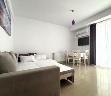 Jibert Apartment | Dor de Mare - Studio Calabria - Mamaia Nord