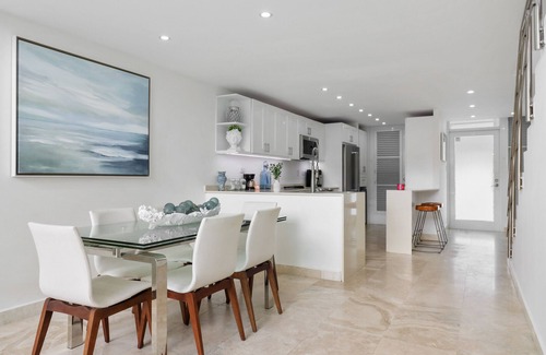 Dorado del Mar Villa | Dorado Bliss: 4BR Villa Sleeps 11 Pool Near Beach Golf Area