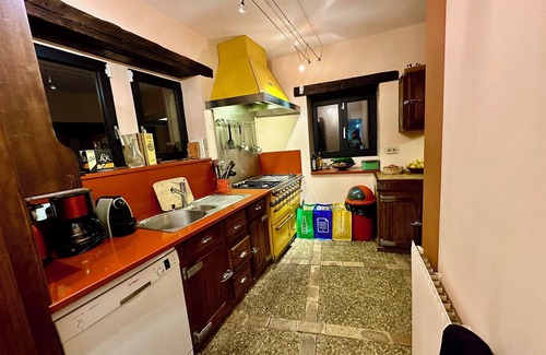 Mauzens-et-Miremont House | Dordogne: Idyllic stay in an exceptional artist's house with swimming pool.