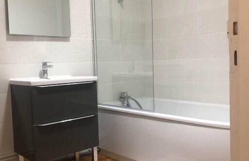 Ver-sur-Mer Apartment | Doris, F4 Avec Extérieur et Parking