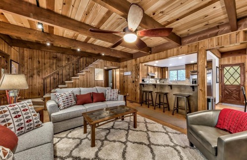 Montgomery Estates House | Doris's Place - Family Fun, Air Hockey Table, Close to Trails