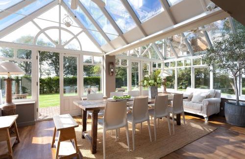 Ashford House | Dormestone House by Bloom Stays