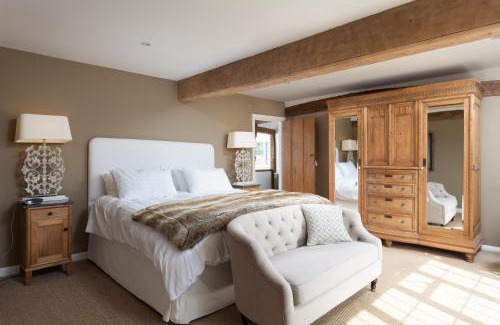 Ashford House | Dormestone House by Bloom Stays
