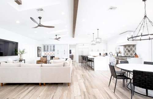 Shea North Estates House | Dos Casas