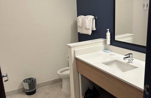 Dothan Hotel | Dothan East Inn & Suites