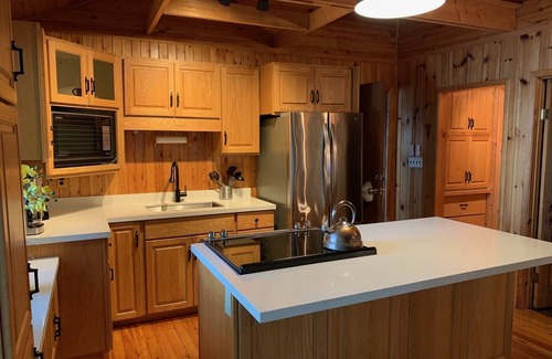 Malone House | Double Beachfront Cottage - The Cedar and The Pine