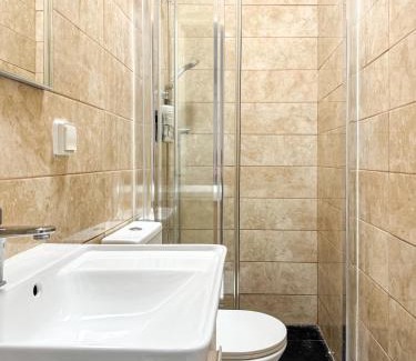 Sao Jorge de Arroios House | Double bed room in Arroios