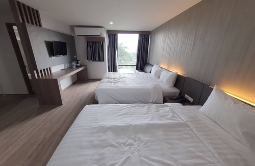 Bang Phut Hotel | Double D Hotel