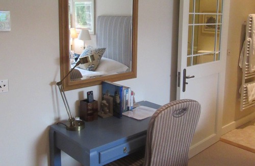 Louresse-Rochemenier House | Double OR Twin Room - Prestige-Douche Numero 4 & 7