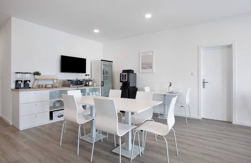 Ribamar Apartment | Double Room '11' with Balcony and Wi-Fi
