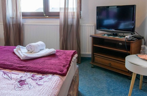 Prohn Apartment | Double Room (19) - Pension Zur Curve