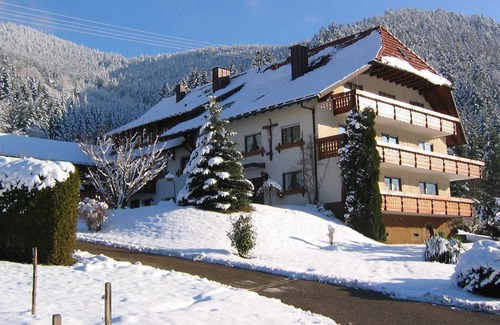 Elzach Apartment | Double room 4 with toilet and shower, 1 - 3 persons - Mosertonihof