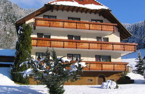 Elzach Apartment | Double room 4 with toilet and shower, 1 - 3 persons - Mosertonihof