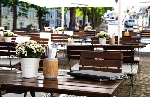 Marburg Apartment | Double room 7 with shared bathroom - Gartenlaube Marburg