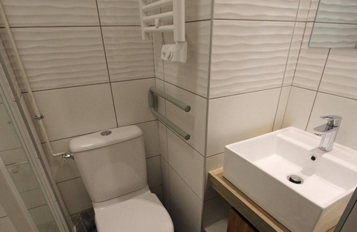 Mijoux Apartment | Double room-Comfort-Wet room-Terrace-7