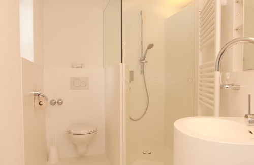 Riezlern Apartment | Double room Deluxe "Summit space" WHITE - Landhaus Bromm