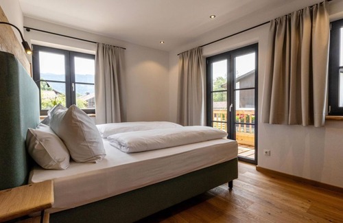 Gaißach House | Double room easy - Hotel and Landgasthof Zachschuster