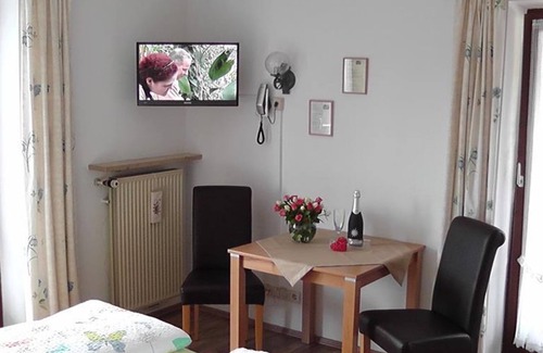 Bad Kohlgrub Bed & Breakfast | Double room - Gästehaus Hibler