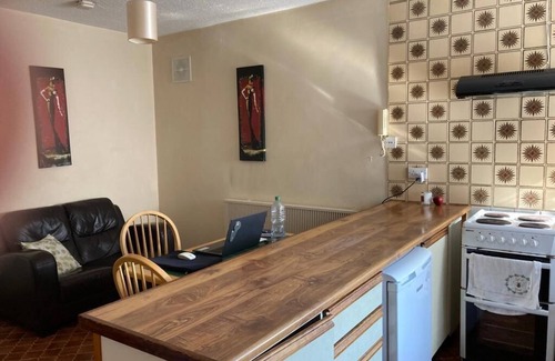 Drogheda Apartment | Double Room in Drogheda, + single mattress, close to the city center.