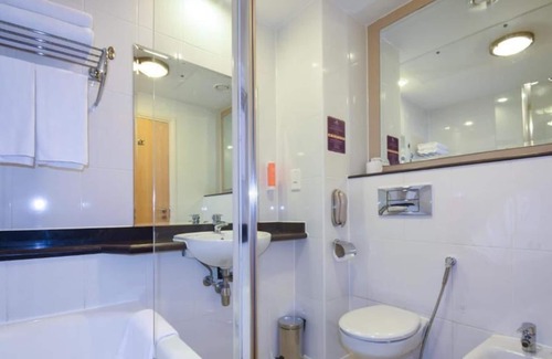 Capital Centre Apartment | Double Room Near Centro Capital Center