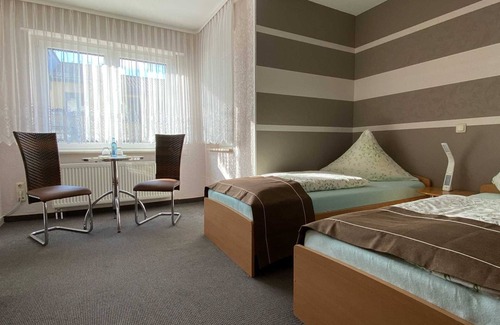 Sangerhausen Apartment | Double room No. 1 - Pension Rosengarten