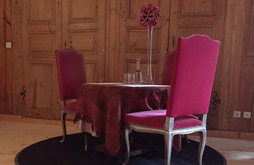 Le Puy-en-Velay Bed & Breakfast | Double room-Private Bathroom-Chambre de L'oiseau