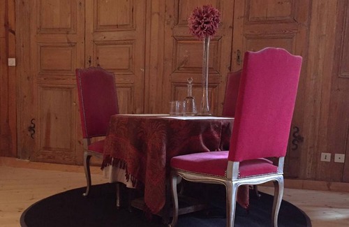 Le Puy-en-Velay Bed & Breakfast | Double room-Private Bathroom-Chambre de la Dame