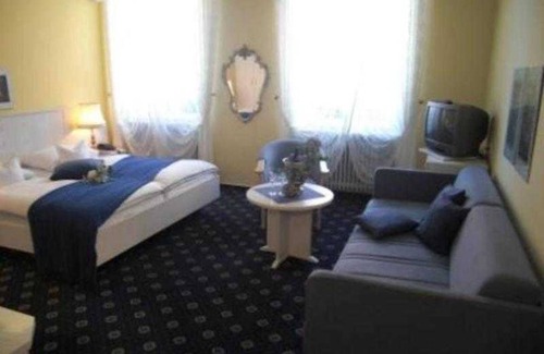Michelstadt Hotel | Double Room, Room 4 - Hotel-Restaurant Drei Hasen