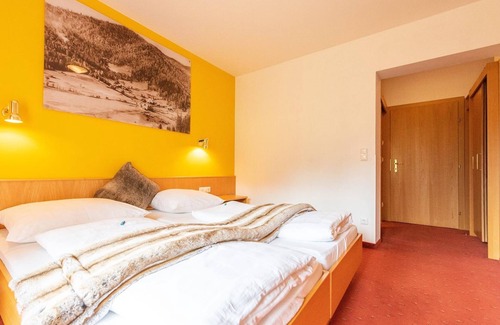 Bad Kleinkirchheim Cottage | Double room with balcony - Dalnig Guesthouse