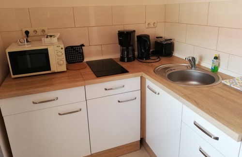 Mucheln Apartment | Double room with kitchen area