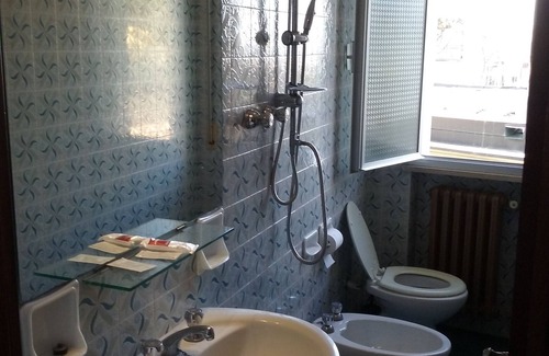 Marina Centro Bed & Breakfast | Double room with private bathroom, marina center near the sea