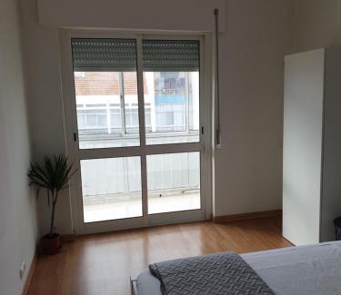 Torre da Marinha House | double room with private bathroom