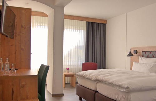 Sankt Georgen im Schwarzwald Apartment | Double room with shower/toilet and balcony