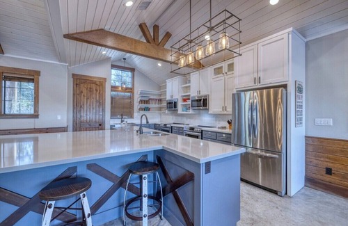 Sabinal House | Double Shotz @ Frio Select Rental Homes