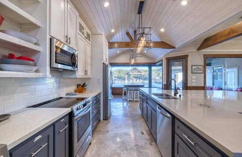 Sabinal House | Double Shotz @ Frio Select Rental Homes