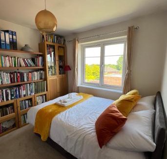 Sheffield House | Double size bed Free WiFi Free Parking
