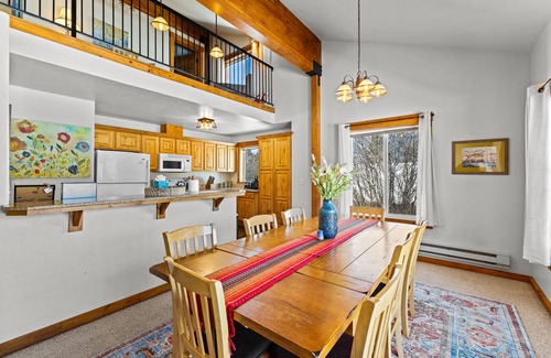 McCall Condo | Double Take Condo - Aspen Village - Golf - Shared Pool, Hot tub, Sauna, Gym, Courts