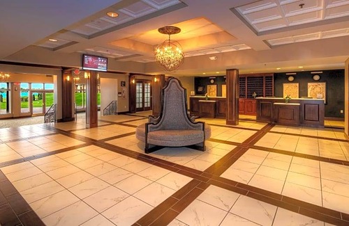 Port Huron Hotel | DoubleTree by Hilton Hotel Port Huron
