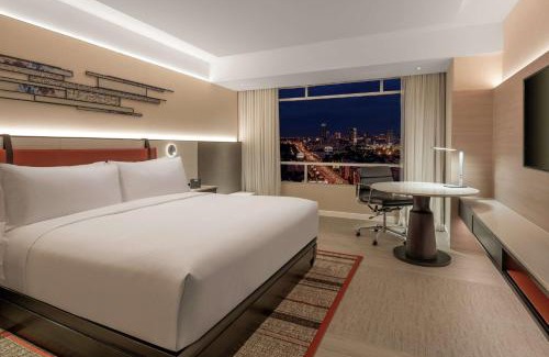 Ploenchit Hotel | DoubleTree by Hilton Bangkok Ploenchit