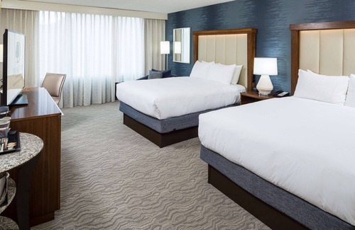 Andover Hotel | DoubleTree by Hilton Boston - Andover