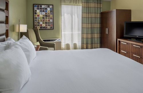 Collinsville Hotel | DoubleTree by Hilton Collinsville - St. Louis