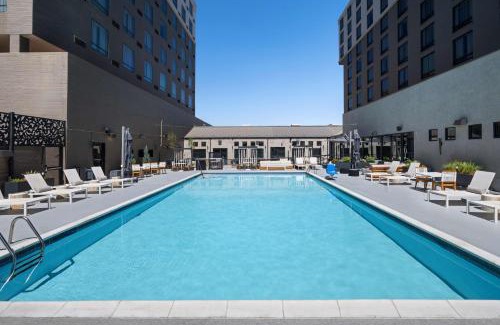 Belcaro Hotel | DoubleTree by Hilton Denver Cherry Creek, CO