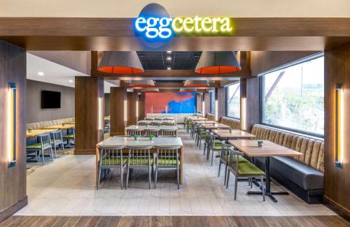 Belcaro Hotel | DoubleTree by Hilton Denver Cherry Creek, CO